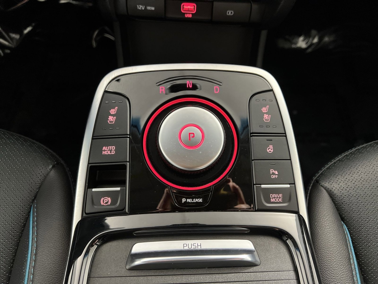 Used 2022 Kia Niro EX Premium w/ Cold Weather Package image 22