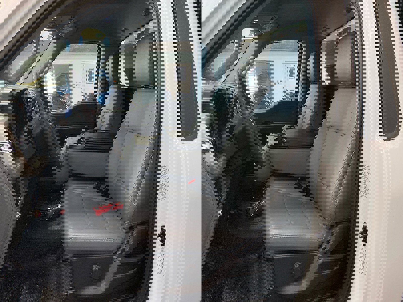 New 2026 Ford F600 4x4 Regular Cab Super Duty w/ XL Chrome Package image 10