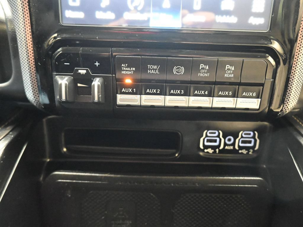 Used 2023 RAM 2500 Limited AWD/4WD image 26