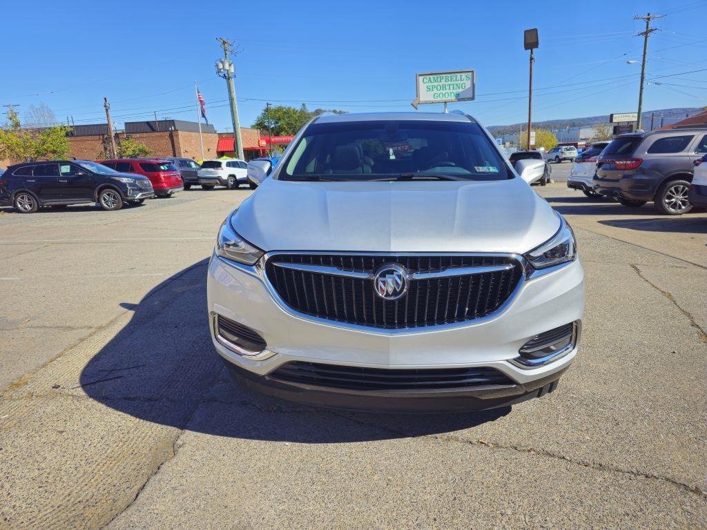 Used 2021 Buick Enclave Essence w/ Sound and Sites Package AWD/4WD image 4