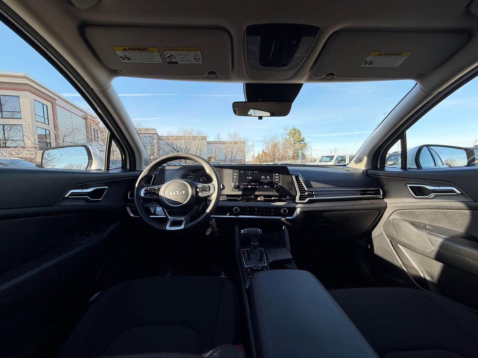 Used 2025 Kia Sportage LX image 32