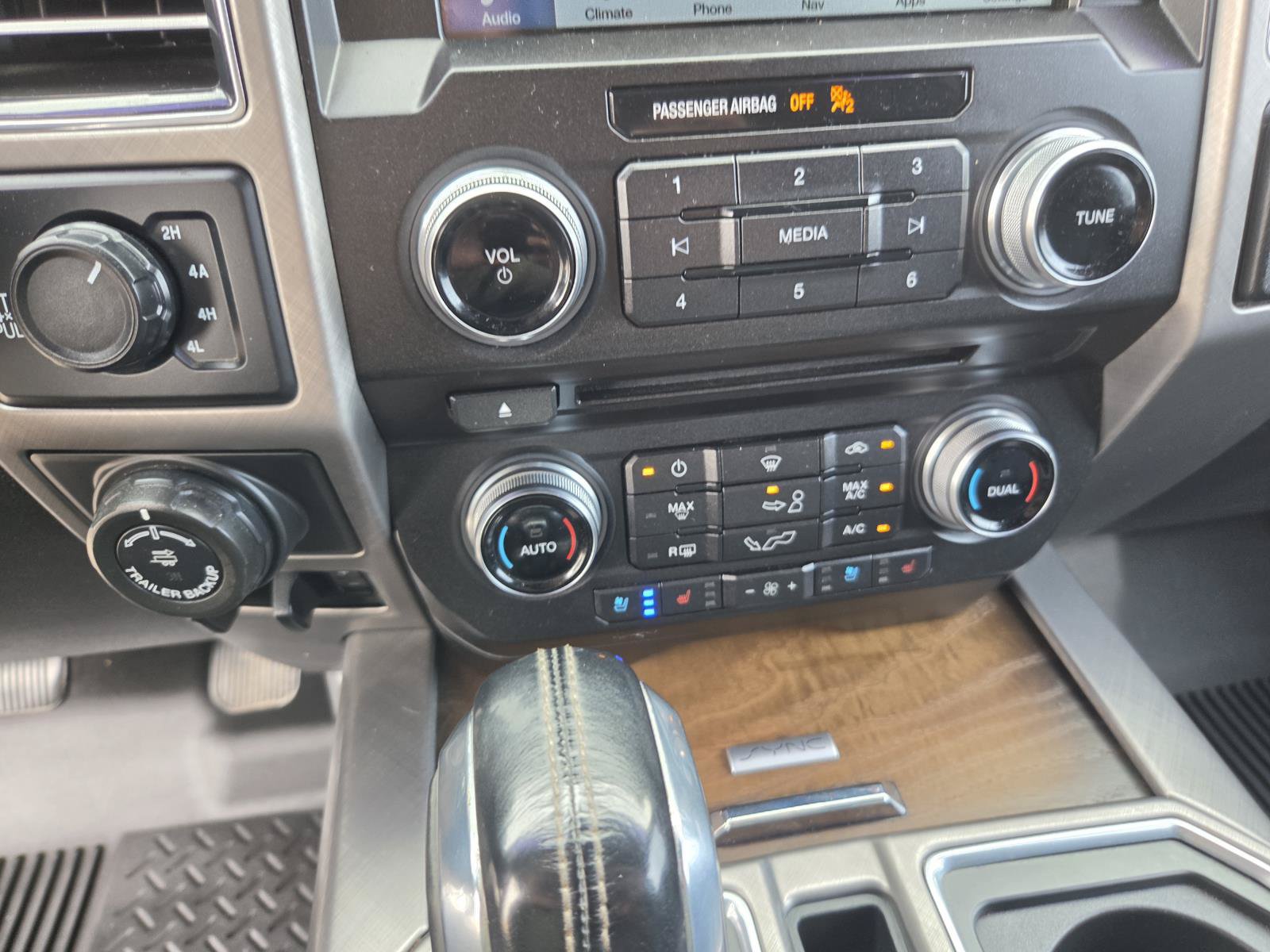 Used 2018 Ford F150 Limited w/ Trailer Tow Package AWD/4WD image 22
