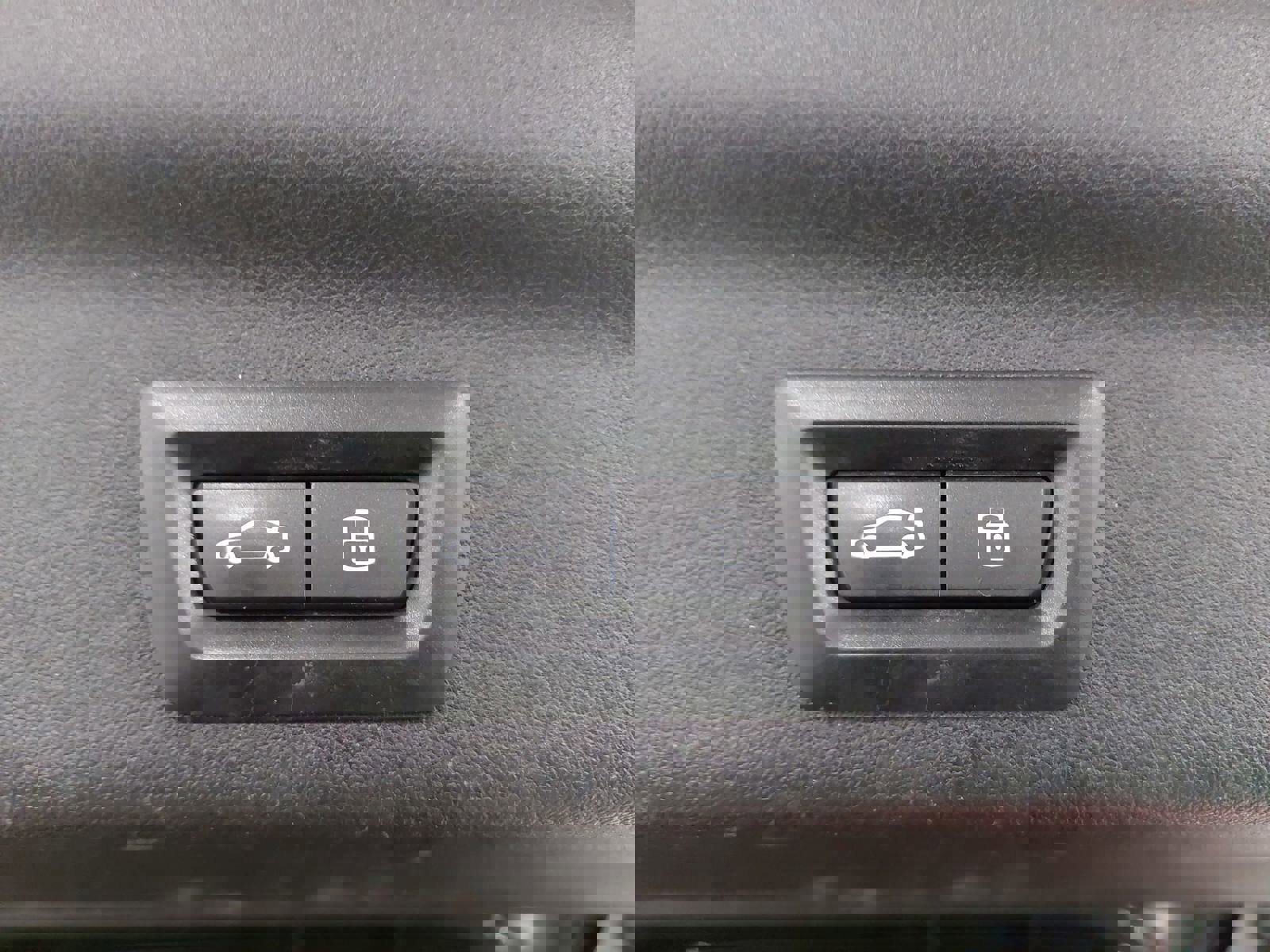 Used 2023 BMW X1 xDrive28i w/ Premium Package image 15