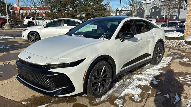 New 2026 Toyota Crown Limited w/ Advanced Technology Package image 3