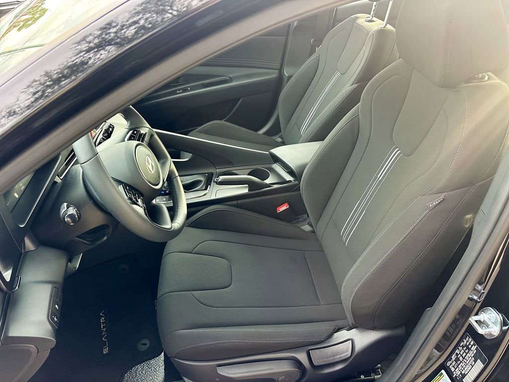 Certified 2026 Hyundai Elantra Sport image 19