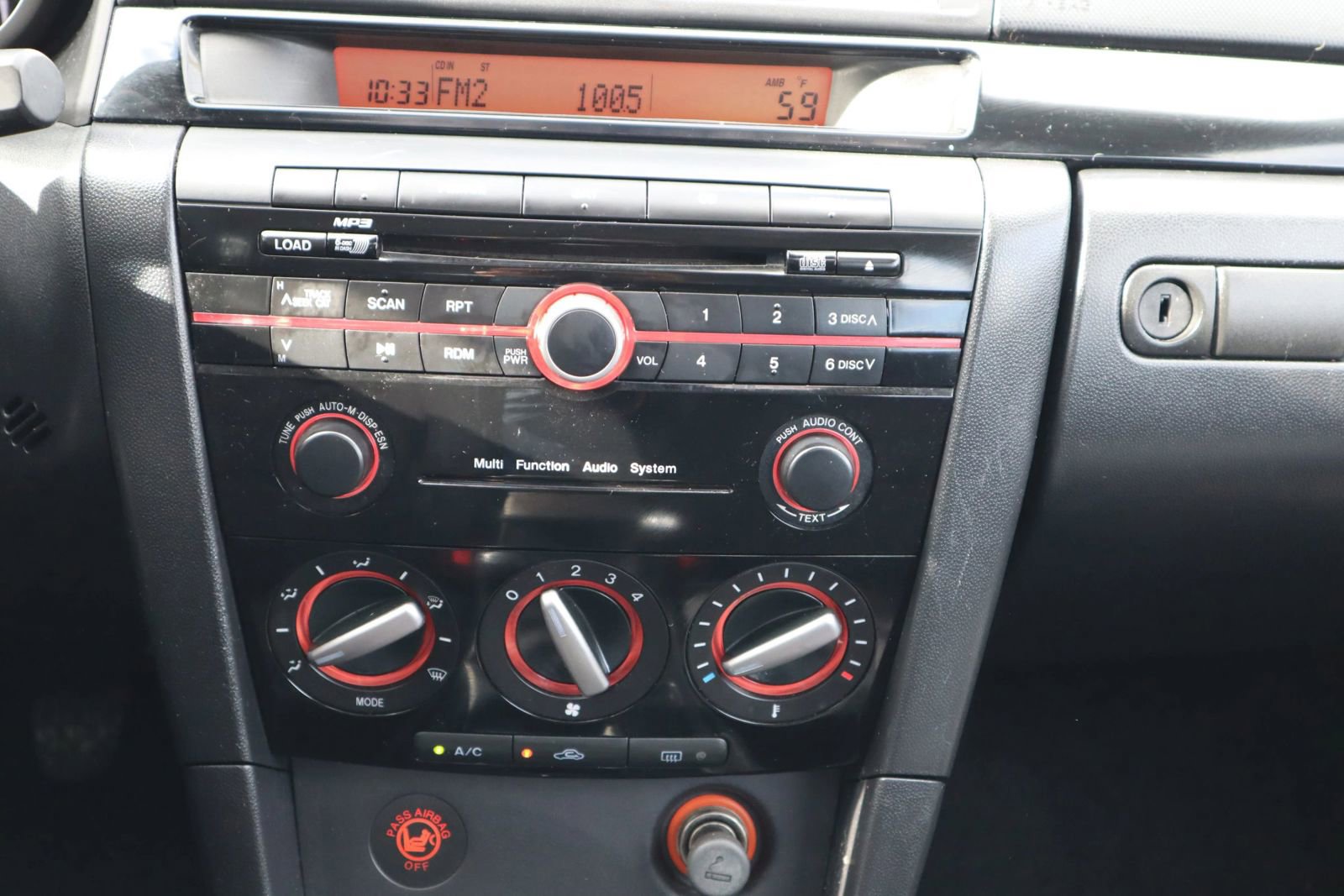 Used 2008 MAZDA MAZDA3 s Touring image 21