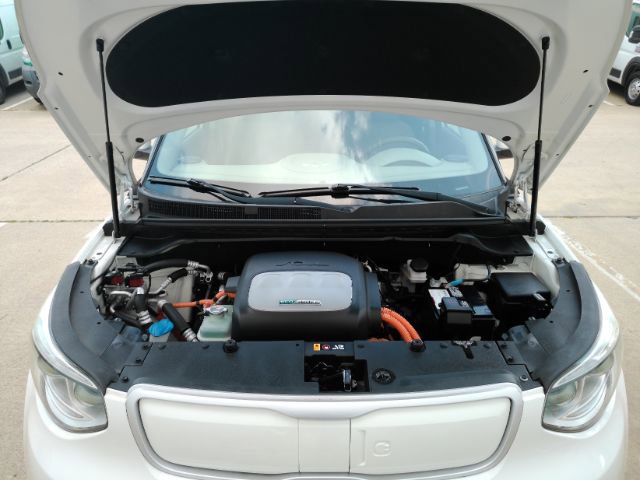 Used 2019 Kia Soul EV + w/ Sun & Fun Package image 53