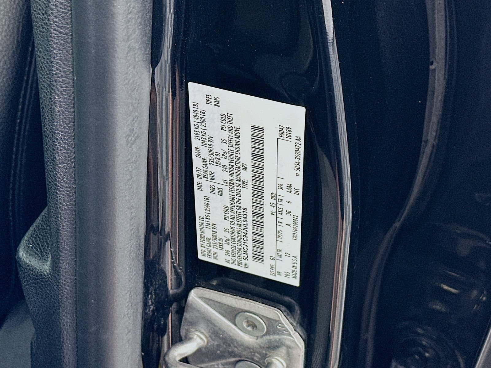 Used 2018 Lincoln MKC Premiere FWD image 30