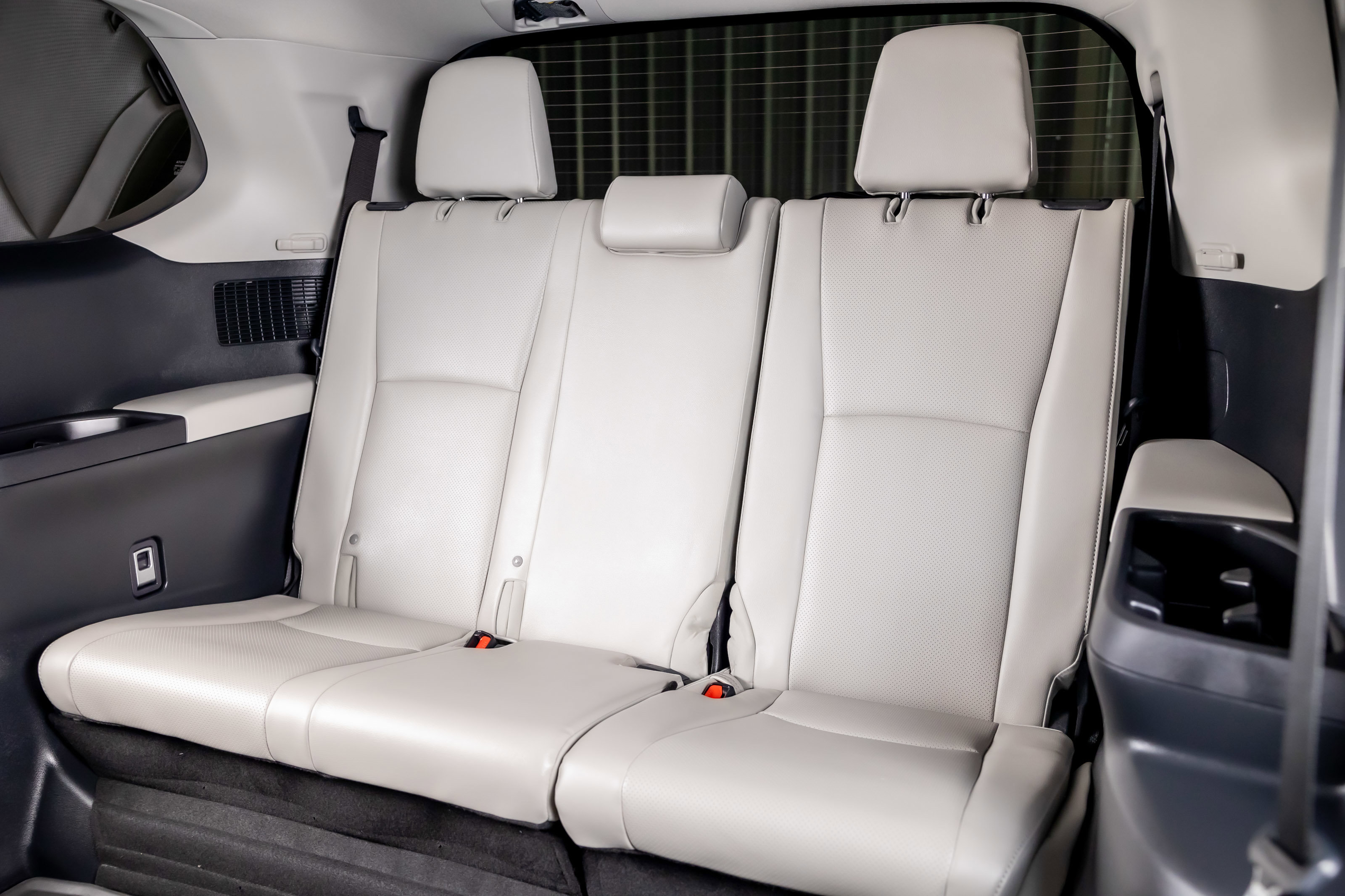 Used 2025 Toyota Grand Highlander FWD image 26