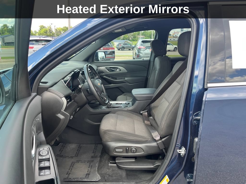 Used 2023 Chevrolet Traverse LT AWD/4WD image 12