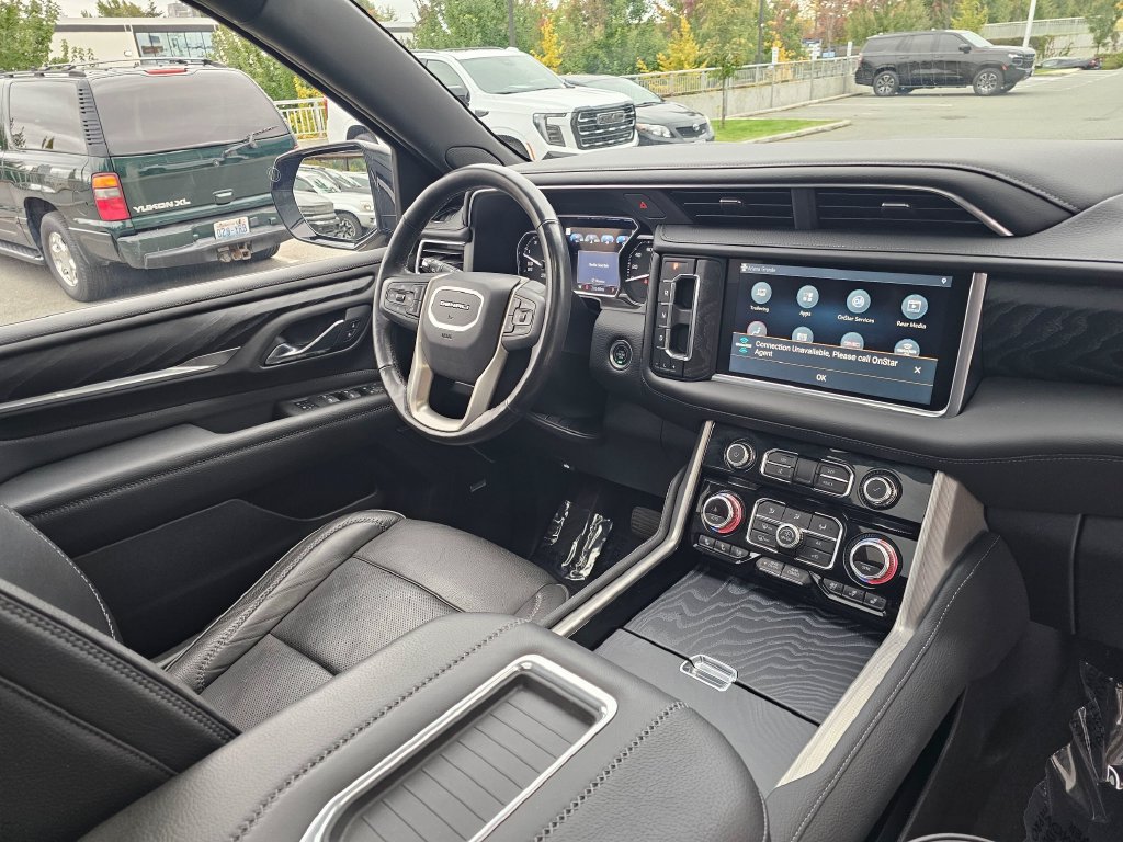 Used 2021 GMC Yukon Denali w/ Denali Ultimate Package AWD/4WD image 10