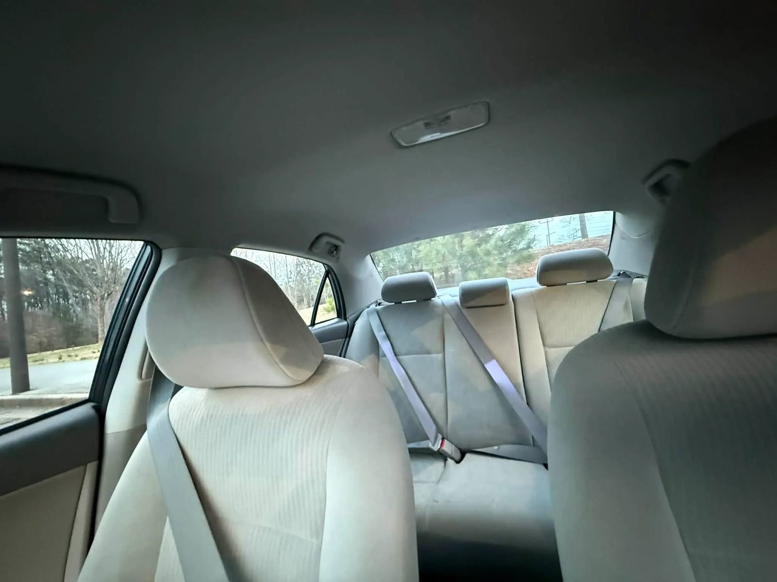 Used 2010 Toyota Corolla LE image 17