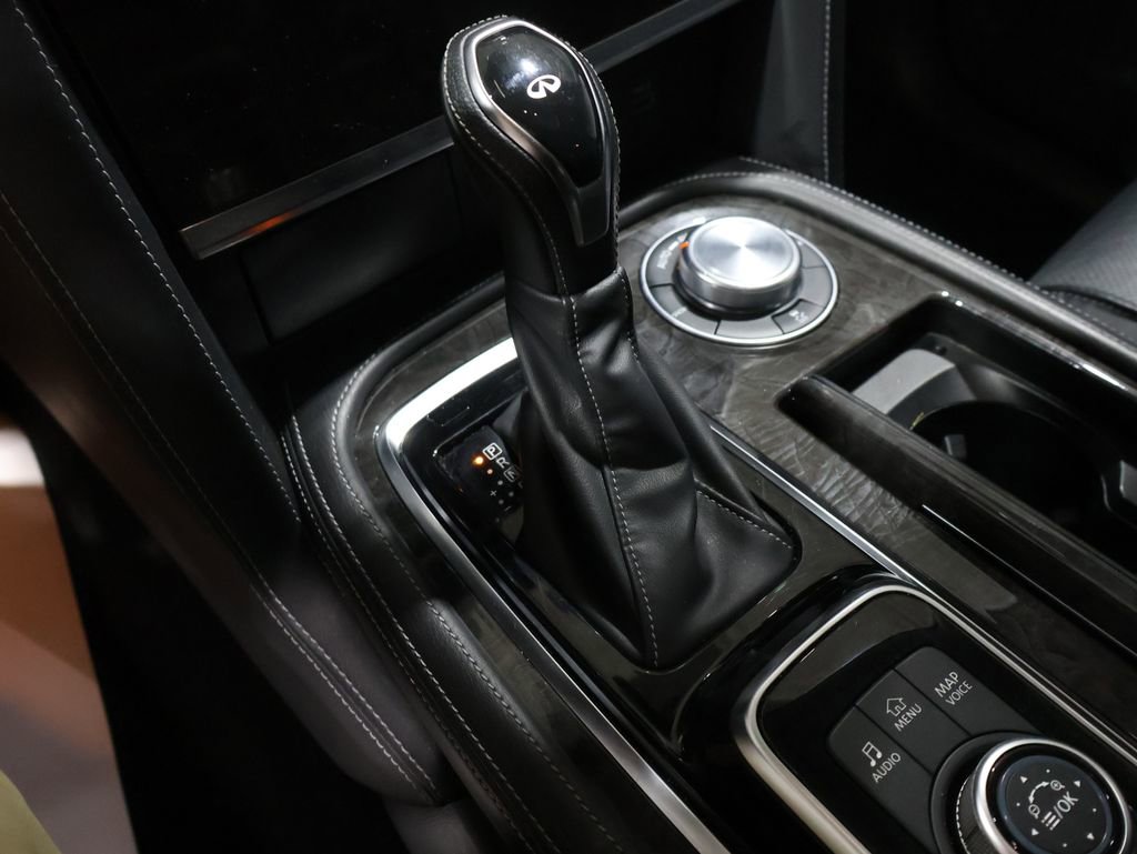 Used 2024 INFINITI QX80 Luxe image 29