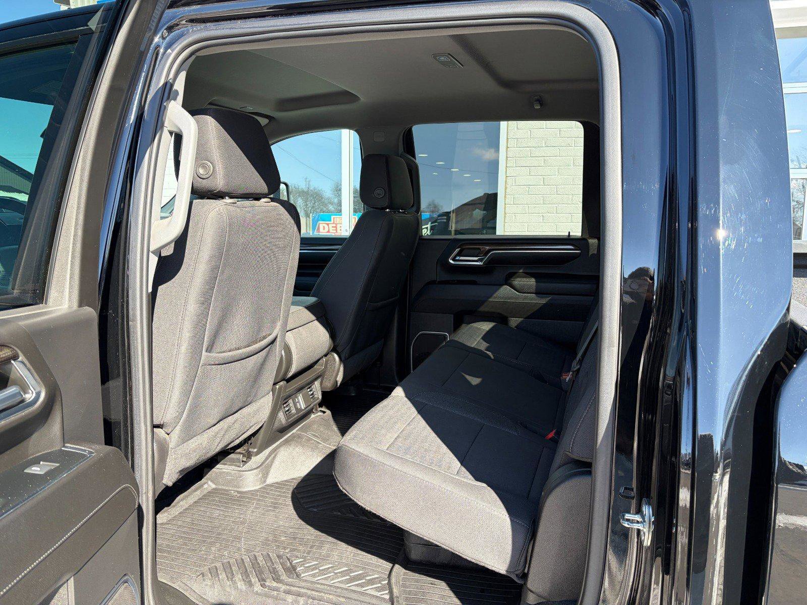 Used 2024 Chevrolet Silverado 3500 LT w/ Convenience Package image 18