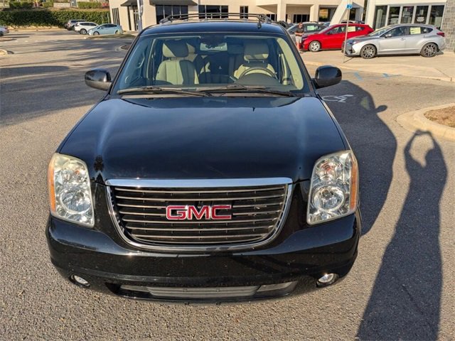Used 2013 GMC Yukon SLT w/ SLT-2 Equipment Package image 4