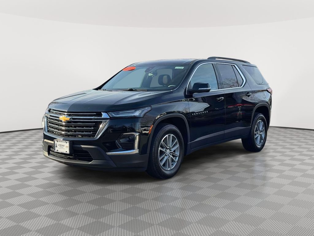 Used 2023 Chevrolet Traverse LT FWD image 3