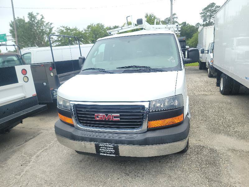 Used 2016 GMC Savana 2500 RWD image 4