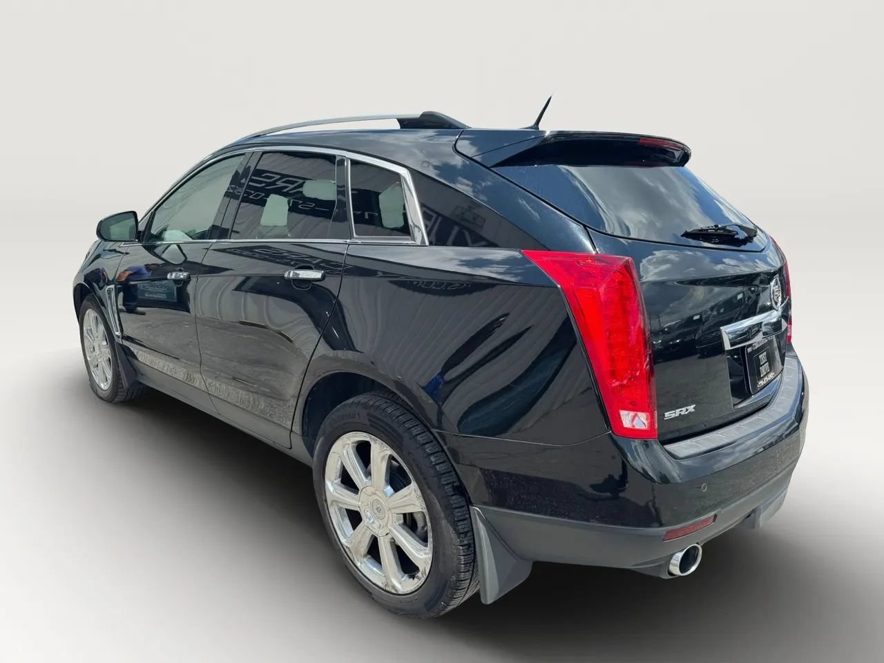Used 2013 Cadillac SRX Performance w/ Driver Awareness Package FWD image 9