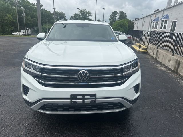 Used 2022 Volkswagen Atlas Cross Sport SE w/ Black Wheel Package AWD/4WD image 2