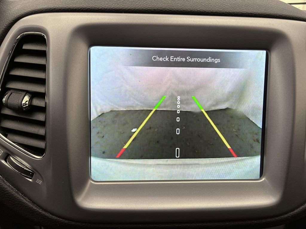 Used 2020 Jeep Compass Sport AWD/4WD image 23