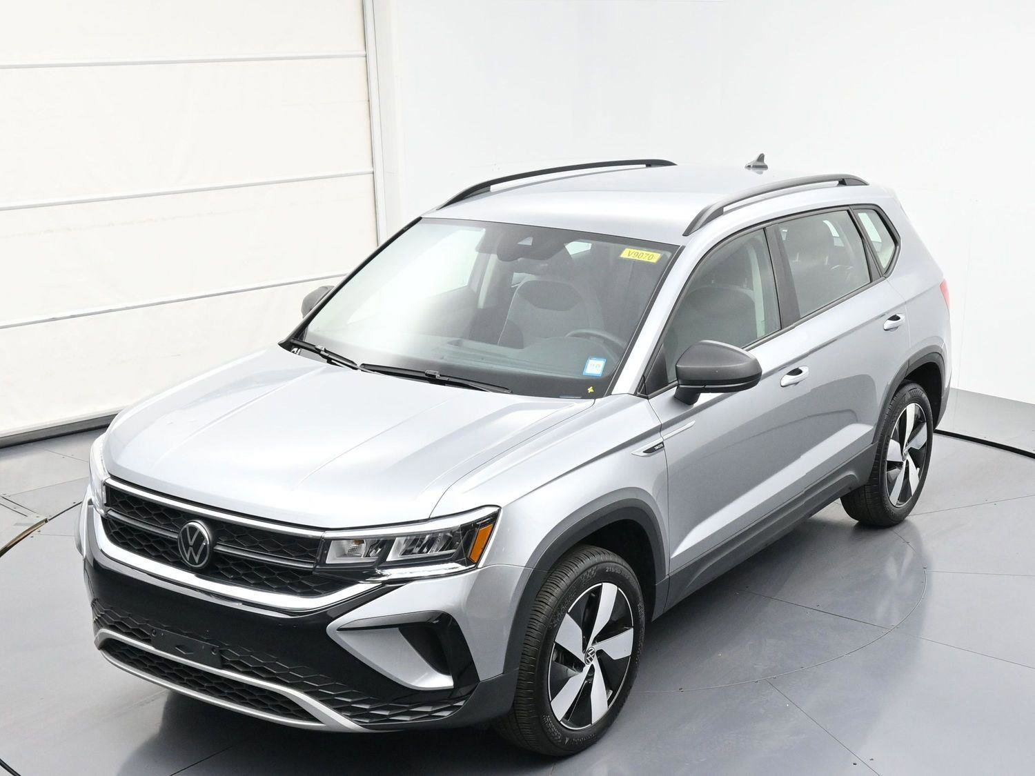 Used 2024 Volkswagen Taos S image 35