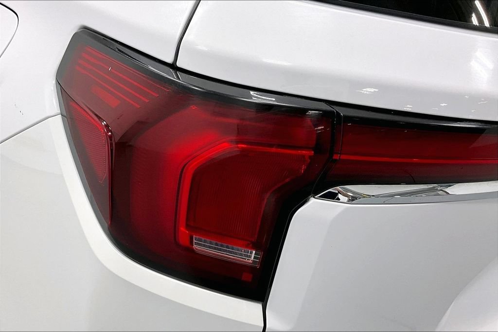 Used 2025 GMC Terrain Elevation FWD image 35