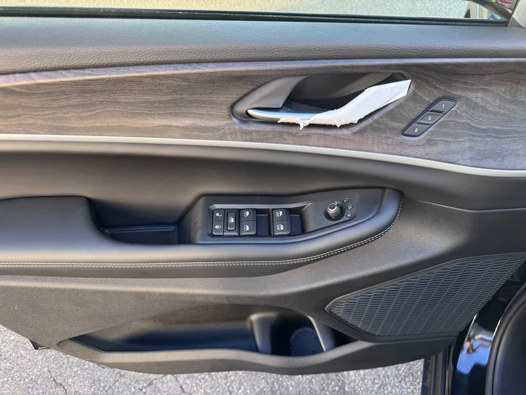 New 2026 Jeep Grand Cherokee Limited AWD/4WD image 9