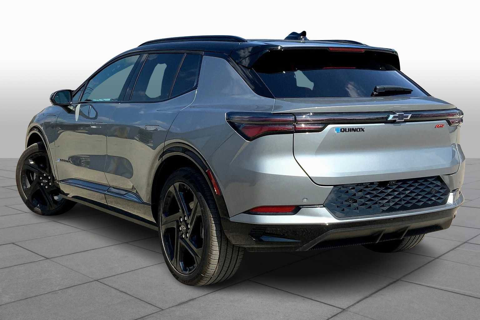 New 2026 Chevrolet Equinox EV RS FWD image 12