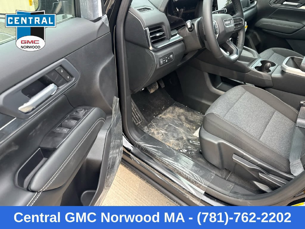 New 2027 GMC Terrain Elevation w/ Technology Package II AWD/4WD image 14