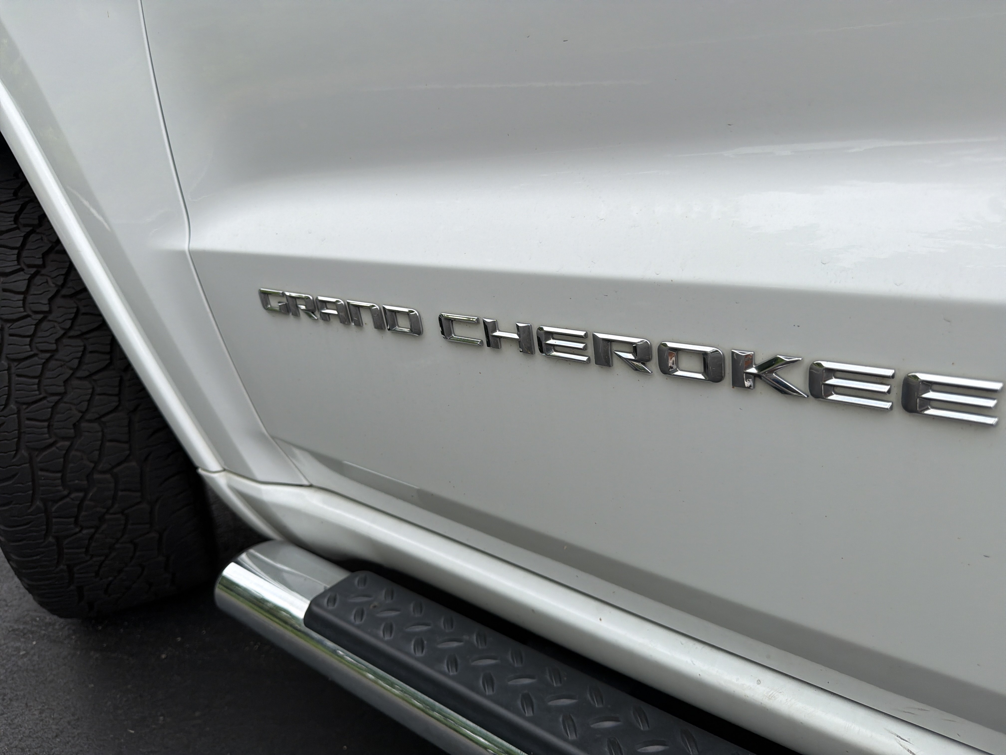 Used 2015 Jeep Grand Cherokee Overland w/ Advanced Technology Group AWD/4WD image 57