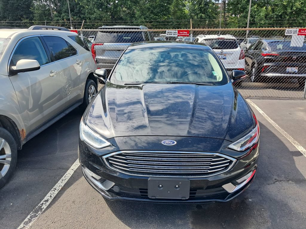 Used 2017 Ford Fusion Titanium AWD/4WD image 5
