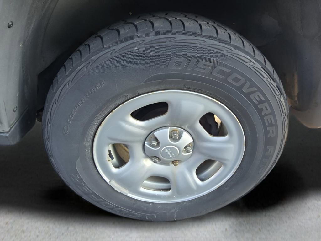 Used 2007 Jeep Liberty Sport image 9