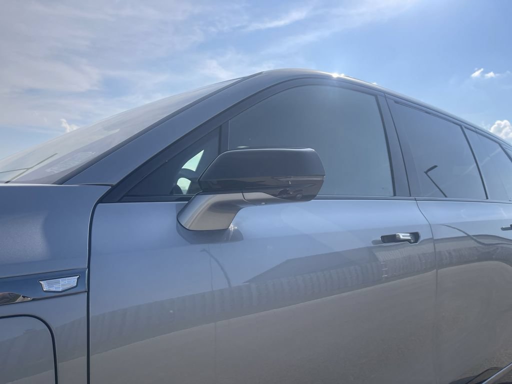 Certified 2026 Cadillac Vistiq Sport w/ LPO, Floor Liner Package AWD/4WD image 12