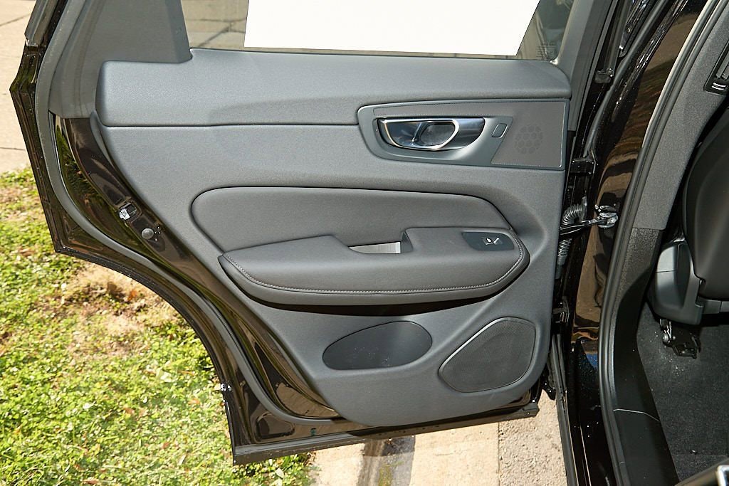 New 2026 Volvo XC60 B5 Plus w/ Protection Package Premier image 19