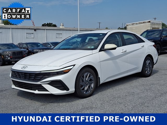 Certified 2024 Hyundai Elantra SEL FWD image 1