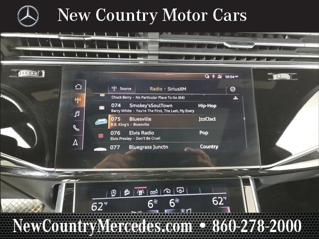 Used 2019 Audi Q8 Premium Plus w/ Premium Plus image 23