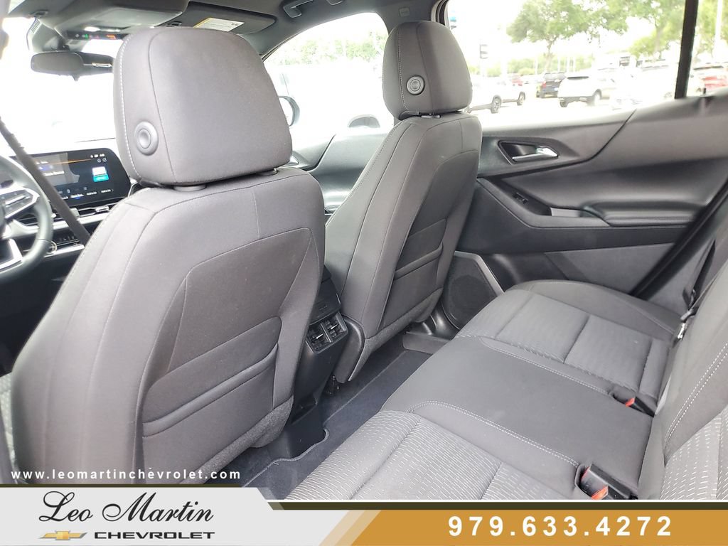 Used 2026 Chevrolet Equinox LT FWD image 10