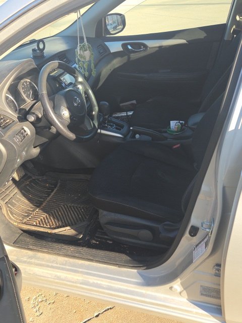 Used 2019 Nissan Sentra S FWD image 12