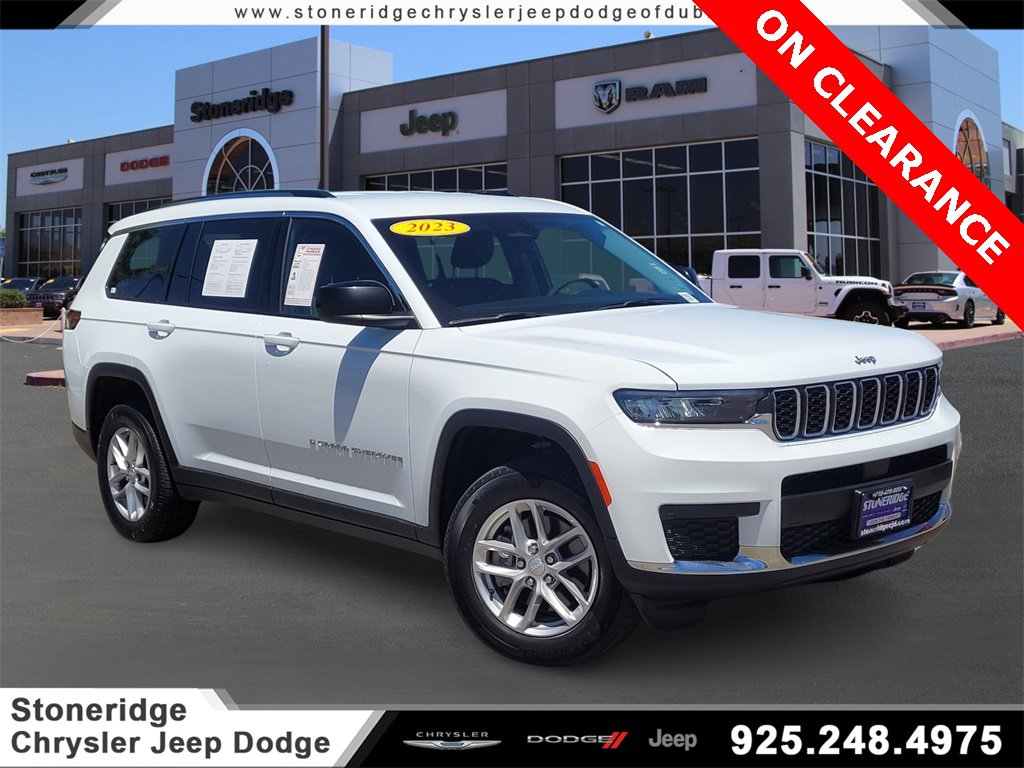 Used 2023 Jeep Grand Cherokee L Laredo image 1