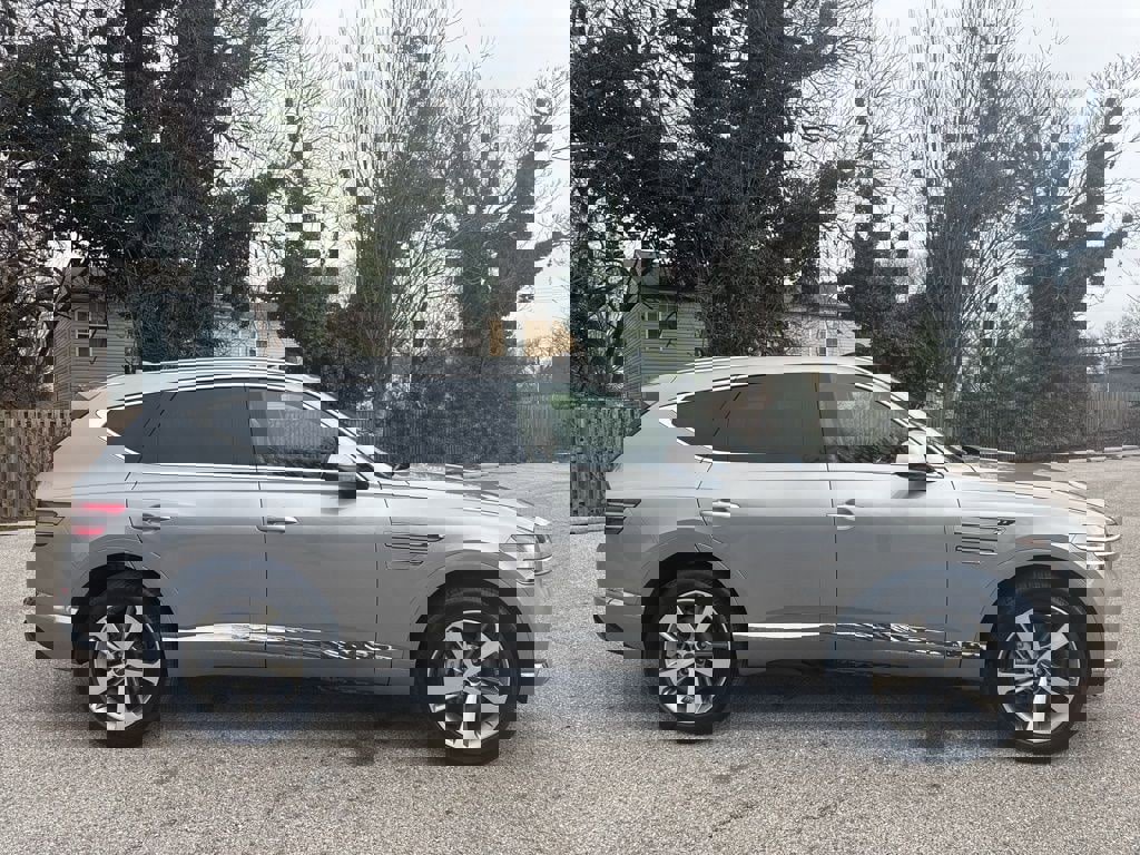 Used 2024 Genesis GV80 2.5T w/ Advanced Package image 10