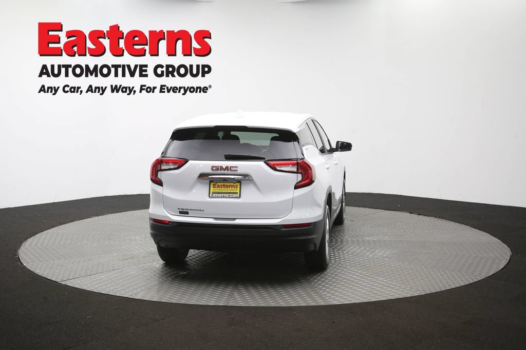 Used 2024 GMC Terrain SLE FWD image 37