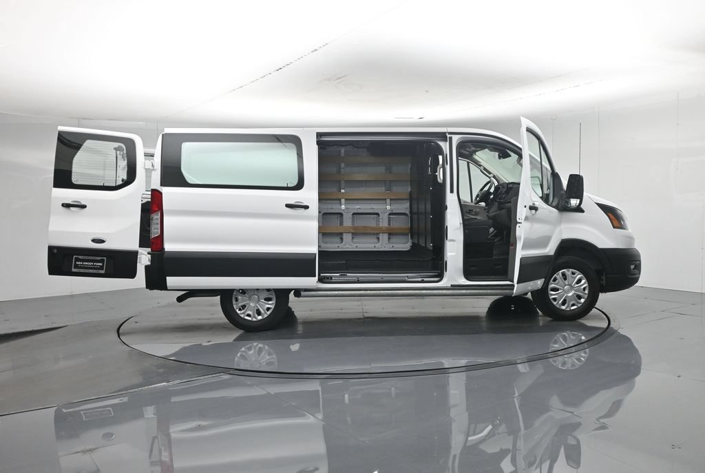 Certified 2025 Ford Transit 250 Low Roof w/ Exterior Upgrade Package RWD image 5