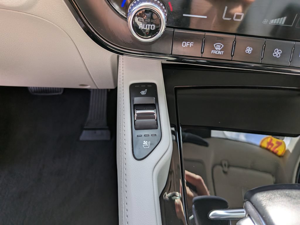 Certified 2024 Kia Telluride EX w/ EX Captain's Chair Package FWD image 28