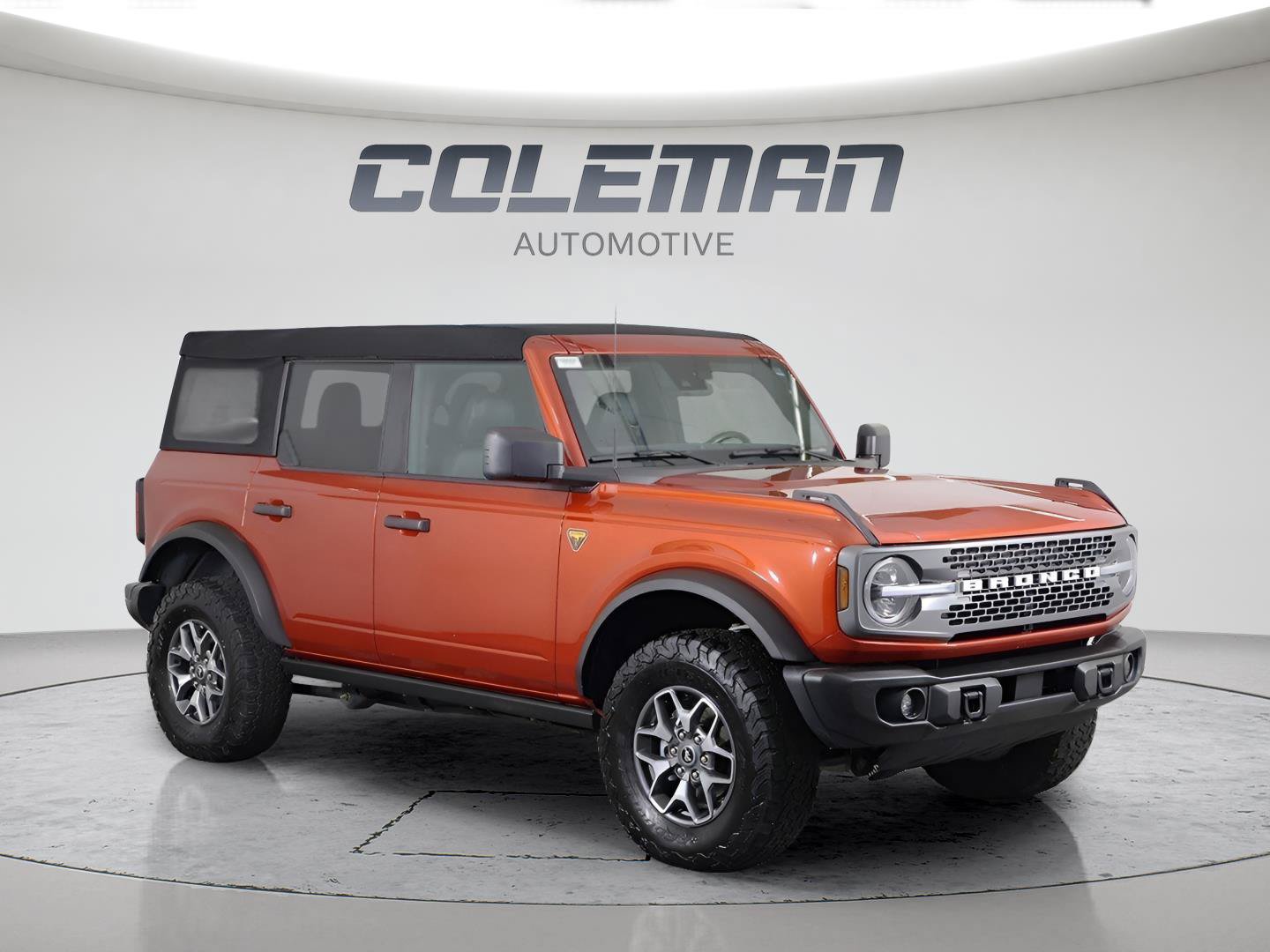 Used 2023 Ford Bronco Badlands AWD/4WD image 2