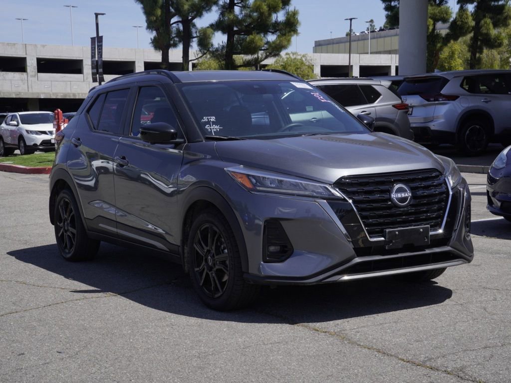 New 2026 Nissan Pathfinder SV FWD image 2