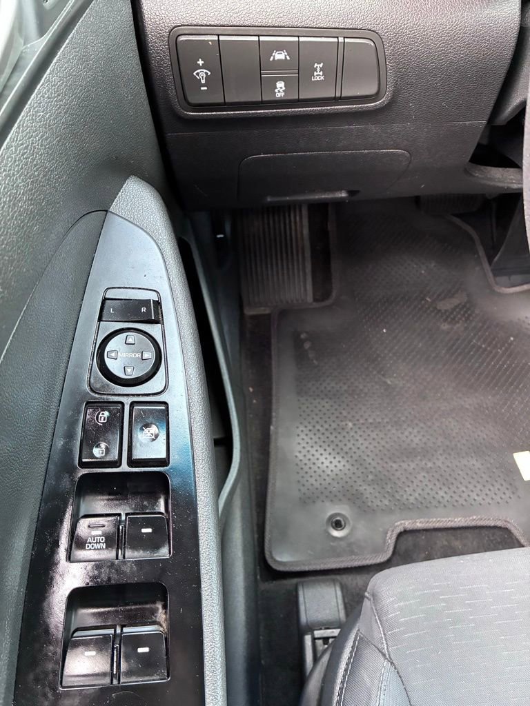 Used 2020 Hyundai Tucson SE AWD/4WD image 24
