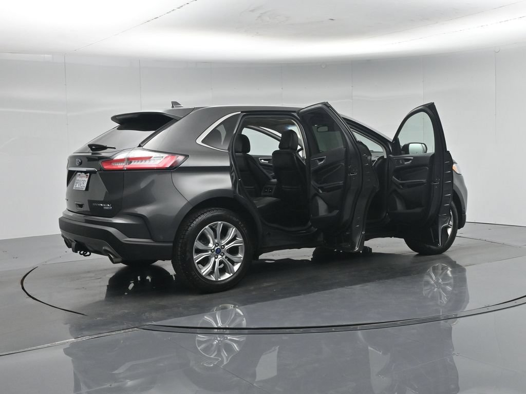 Used 2020 Ford Edge Titanium w/ Equipment Group 301A AWD/4WD image 6