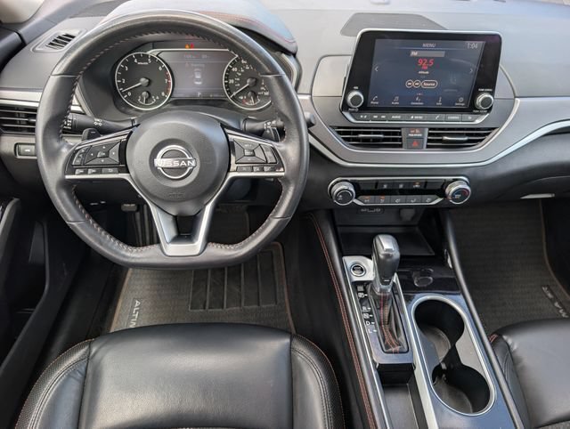 Used 2024 Nissan Altima 2.5 SR FWD image 19