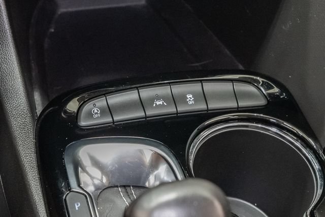 Used 2023 Buick Encore GX Preferred w/ Cold Weather Comfort Package FWD image 22