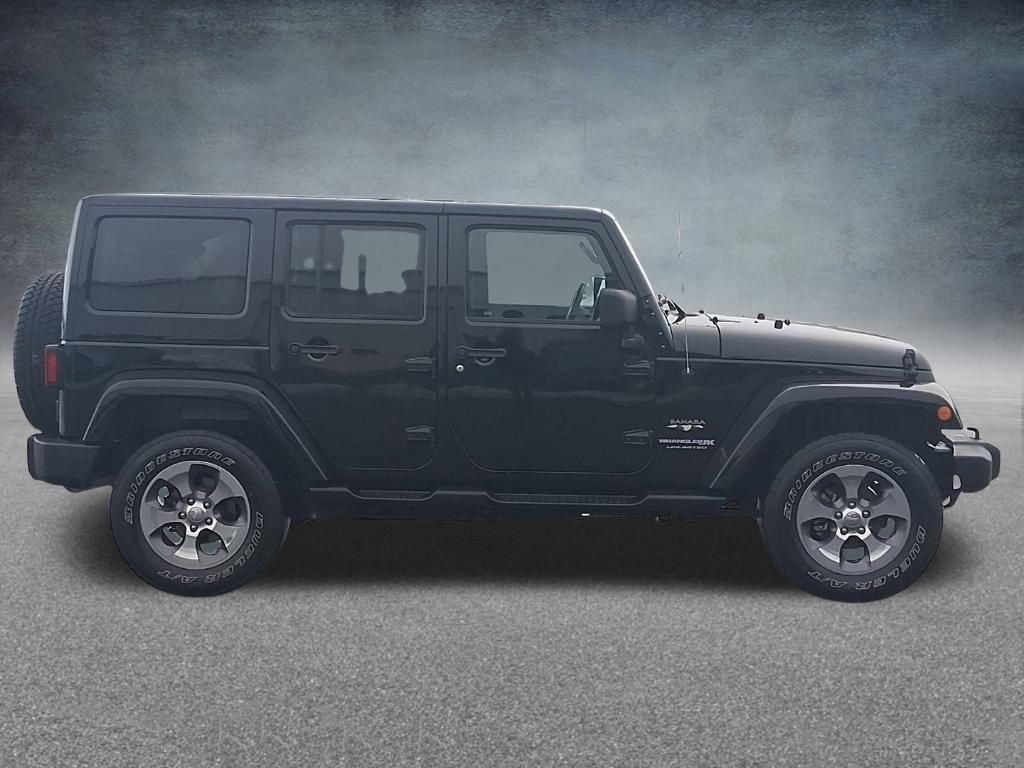 Used 2018 Jeep Wrangler Unlimited Sahara w/ Connectivity Group image 5